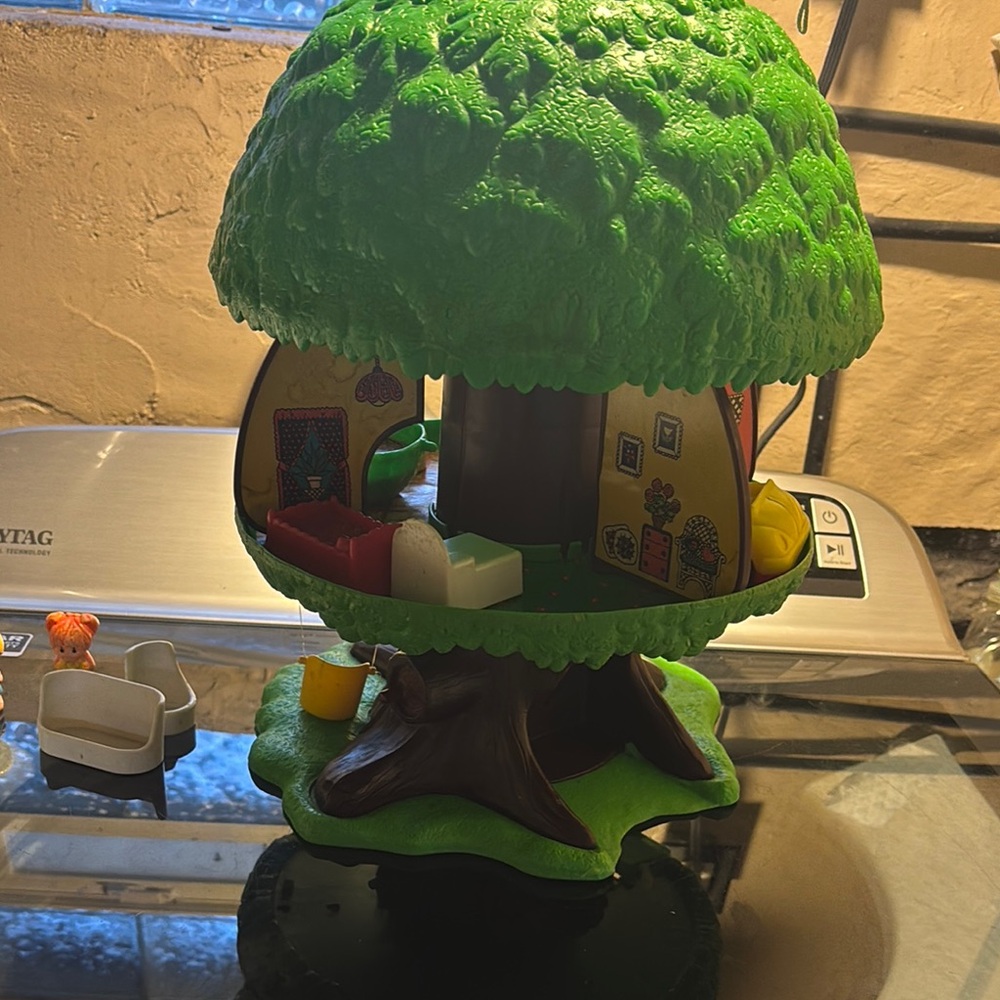 Vintage Treehouse Playset